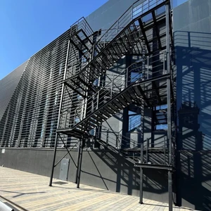 Вироби з металу та нержавіючої сталі